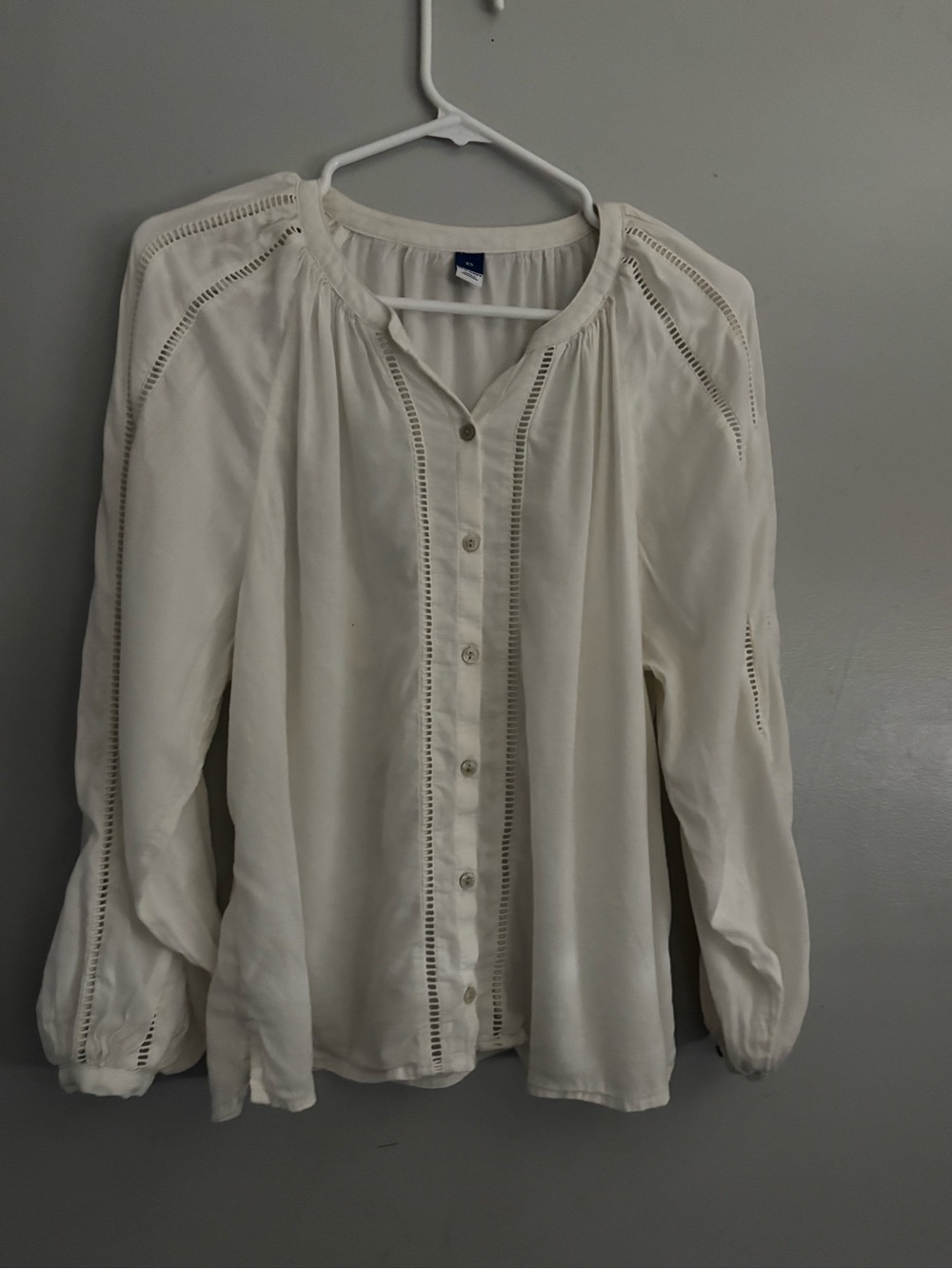 Old Navy Ivory Button-Front Peasant Blouse